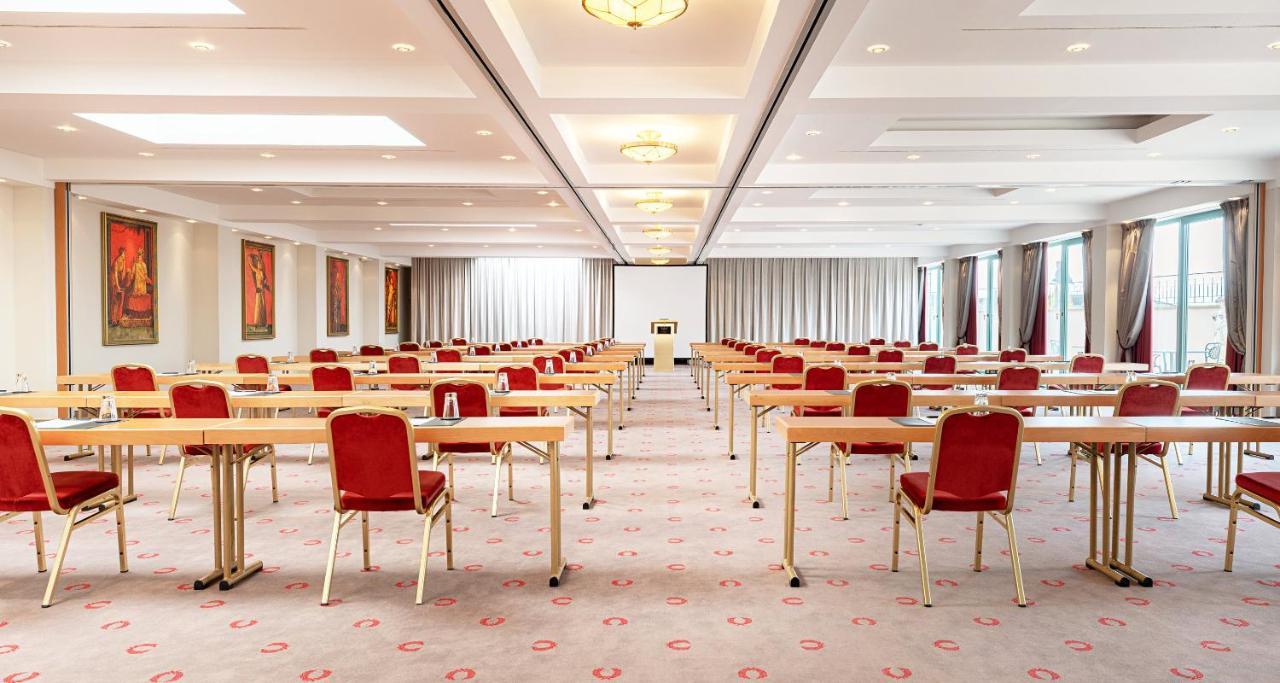 Victor'S Residenz-Hotel Schloss Berg Ненниг Экстерьер фото Meeting room