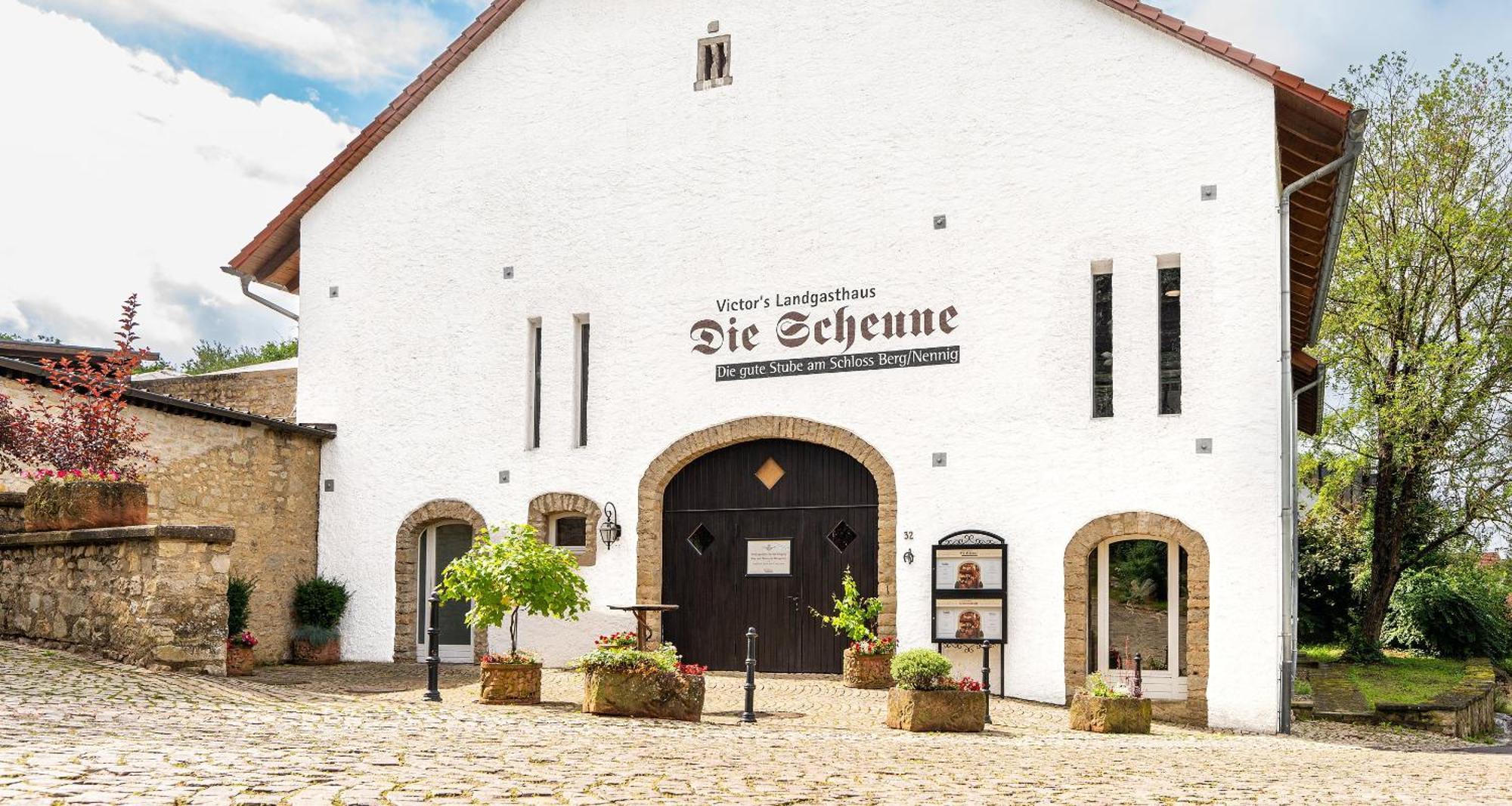 Victor'S Residenz-Hotel Schloss Berg Ненниг Экстерьер фото The wine museum Die Scheune